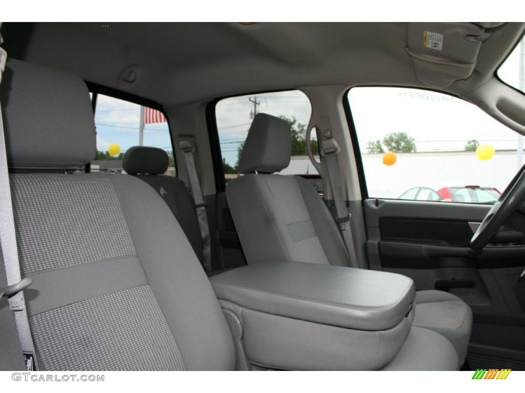 2007 Ram 1500 ST Quad Cab 4x4 - Patriot Blue Pearl / Medium Slate Gray photo #21