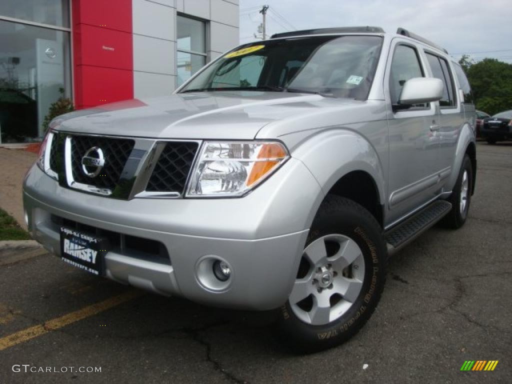 2007 Pathfinder S 4x4 - Silver Lightning / Graphite photo #1