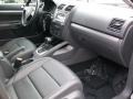 Black Uni - Jetta SE Sedan Photo No. 21