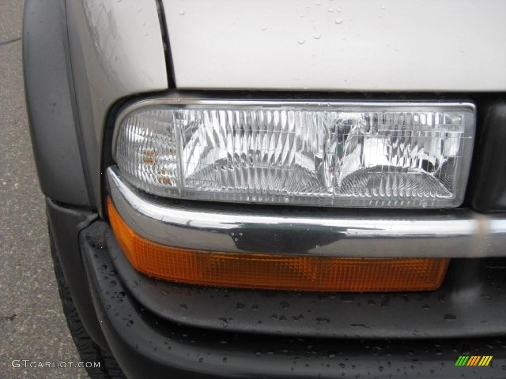 2002 S10 ZR2 Extended Cab 4x4 - Light Pewter Metallic / Graphite photo #12