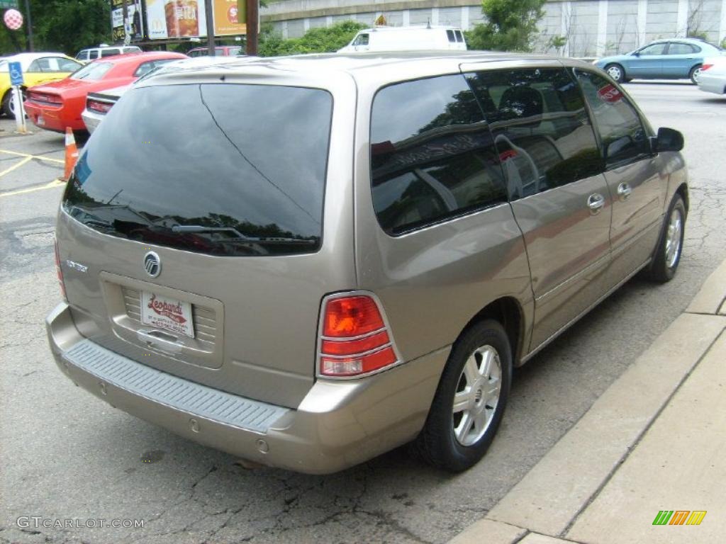 2004 Monterey Convenience - Arizona Beige Metallic / Pebble photo #5