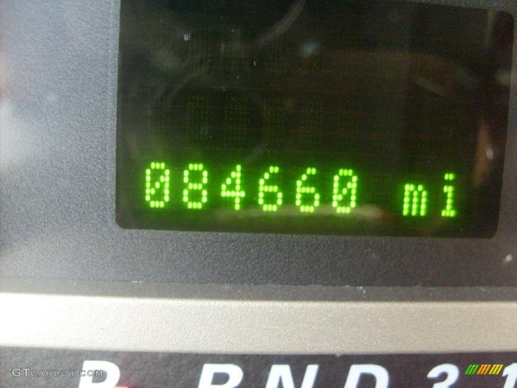 2004 Monterey Convenience - Arizona Beige Metallic / Pebble photo #27