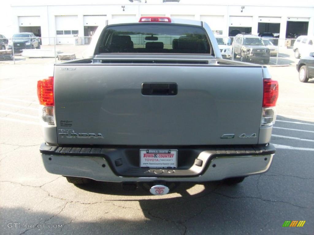 2010 Tundra Limited CrewMax 4x4 - Silver Sky Metallic / Graphite Gray photo #4