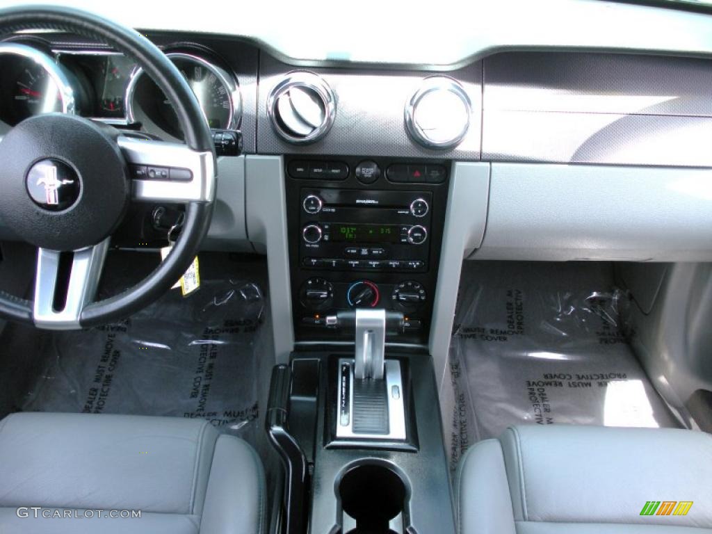 2008 Mustang V6 Premium Coupe - Alloy Metallic / Light Graphite photo #17