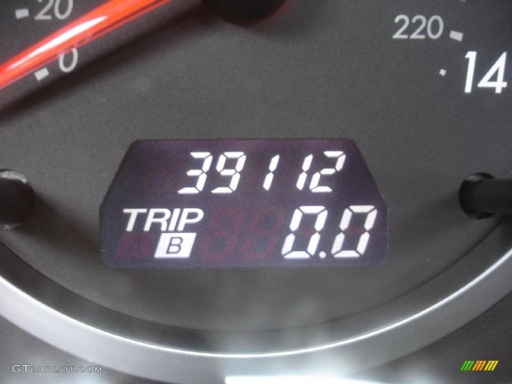 2008 MAZDA5 Sport - Crystal White / Sand photo #14