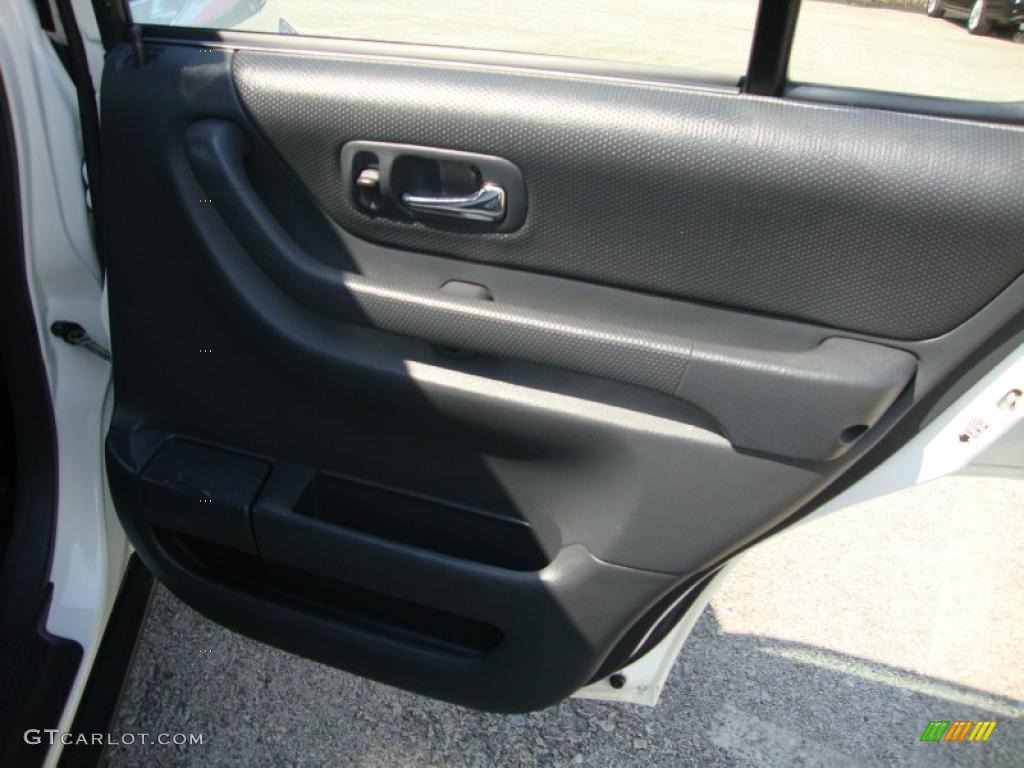 1999 CR-V EX 4WD - Taffeta White / Charcoal photo #22