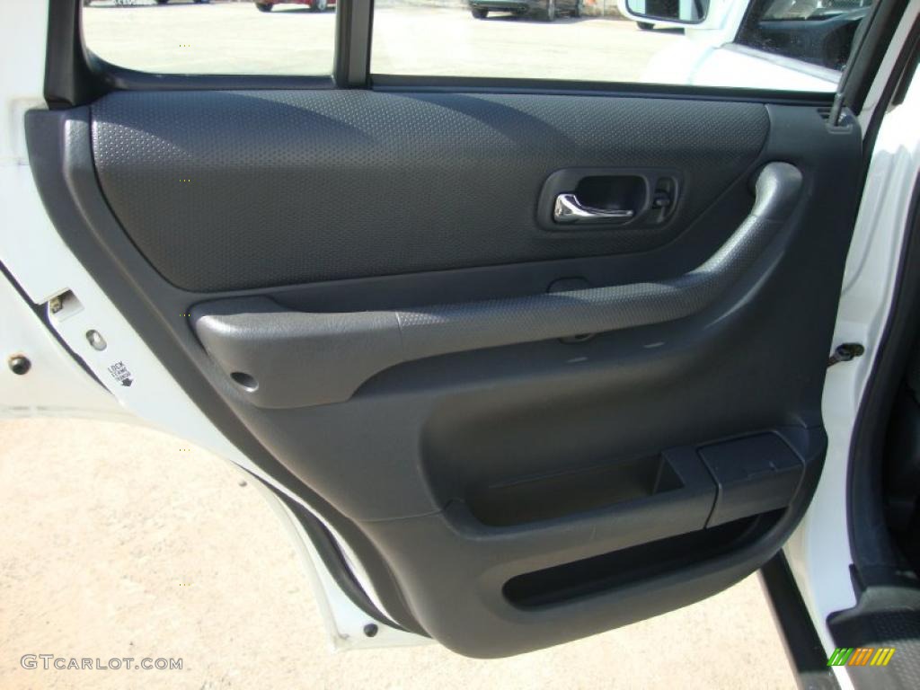 1999 CR-V EX 4WD - Taffeta White / Charcoal photo #24