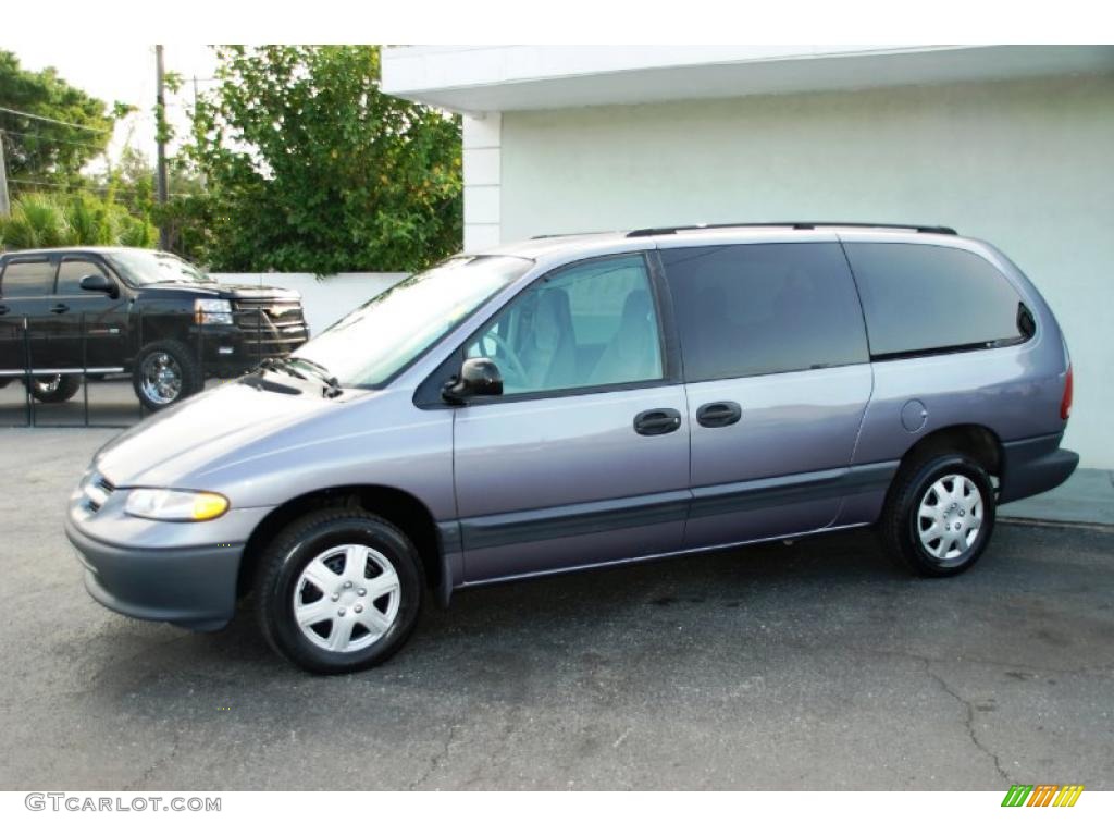 1997 Grand Caravan SE - Light Iris Pearl / Gray photo #1