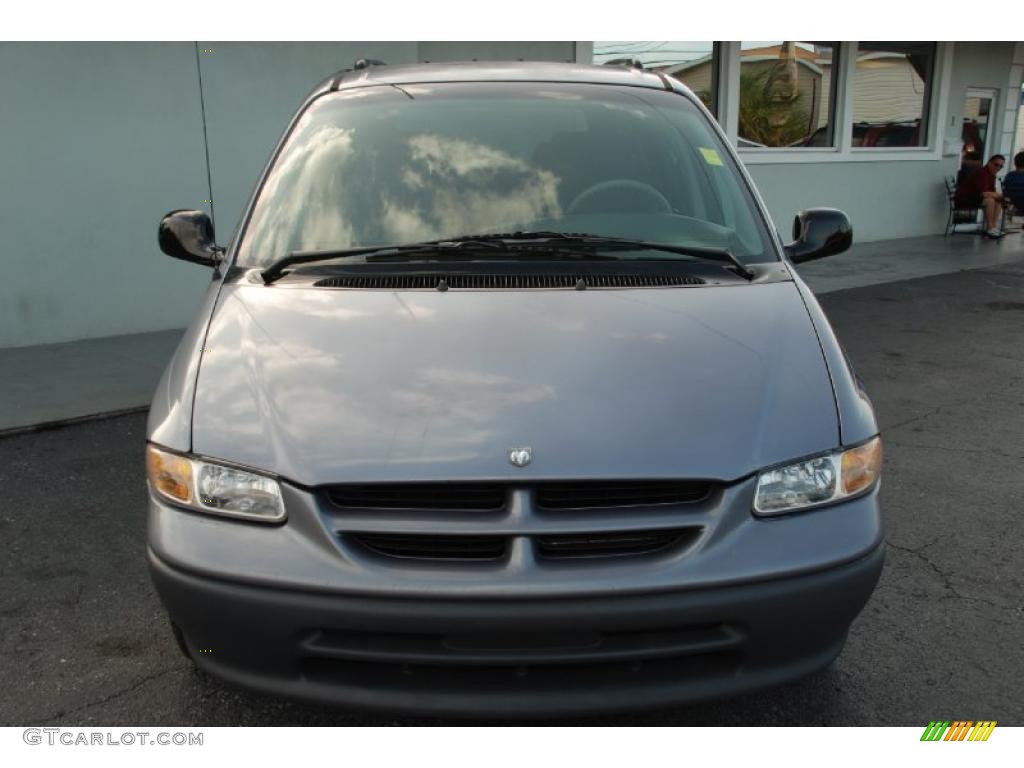 1997 Grand Caravan SE - Light Iris Pearl / Gray photo #9