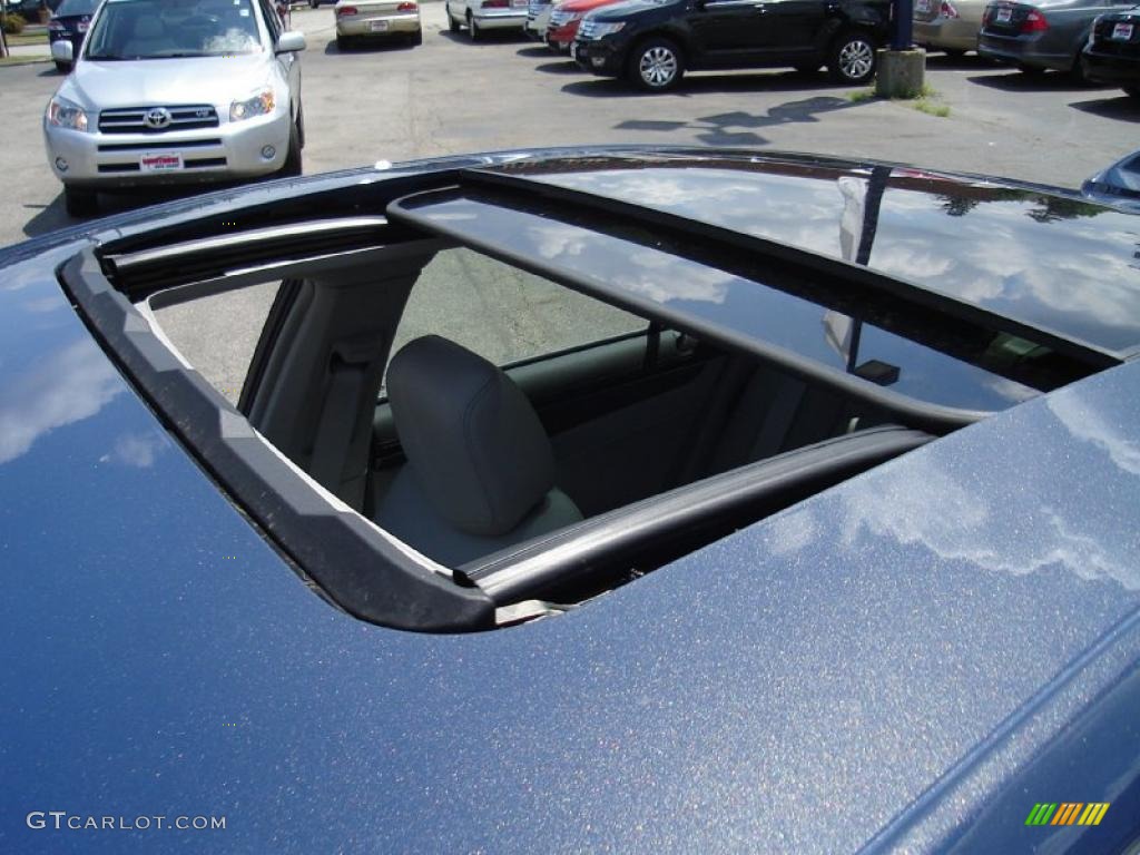2009 CTS 4 AWD Sedan - Blue Diamond Tri-Coat / Light Titanium/Ebony photo #12