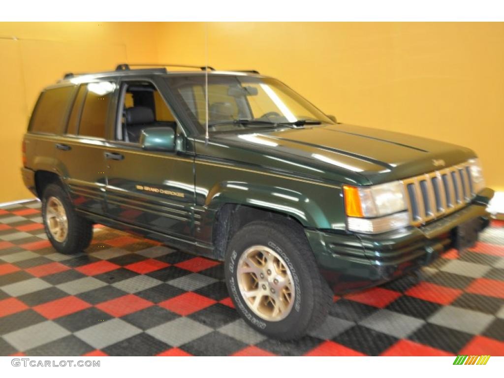 1997 Grand Cherokee Limited 4x4 - Forest Green Pearl / Agate Black photo #1