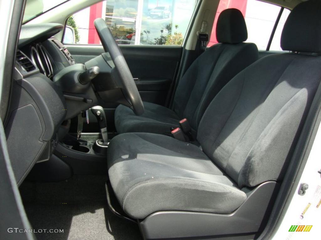 2008 Versa 1.8 S Sedan - Fresh Powder White / Charcoal photo #35