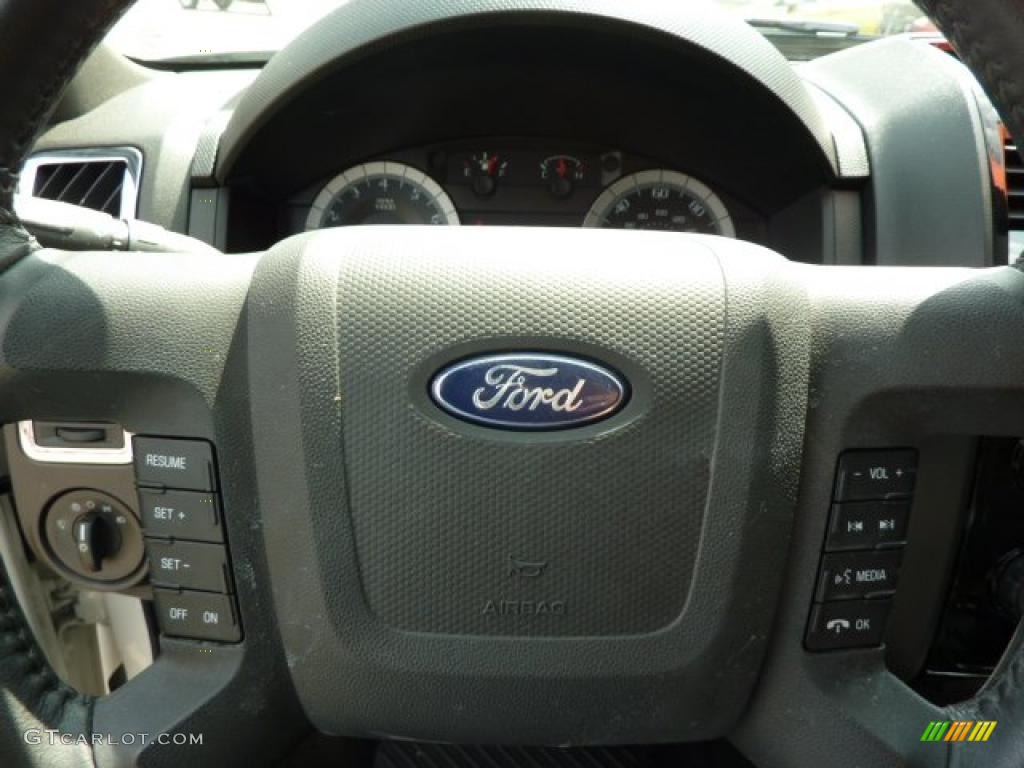 2009 Escape Limited V6 4WD - White Suede / Stone photo #19