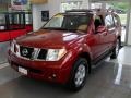 Red Brawn - Pathfinder SE 4x4 Photo No. 1