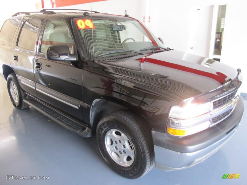 2004 Tahoe LT - Black / Gray/Dark Charcoal photo #1