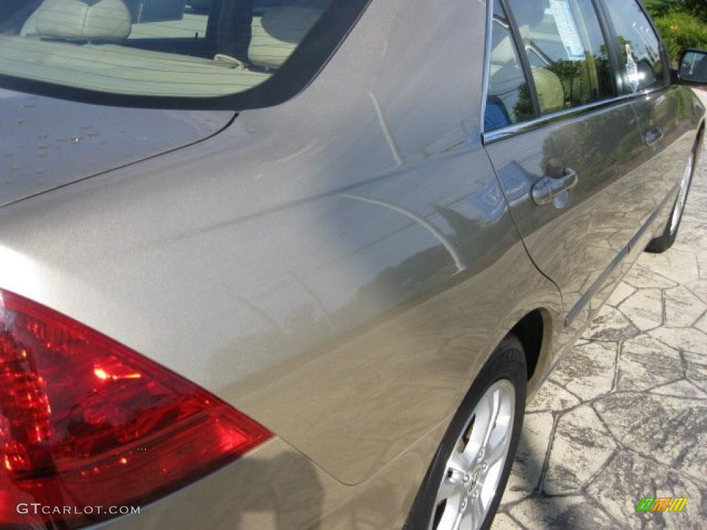 2007 Accord EX-L Sedan - Desert Mist Metallic / Ivory photo #6