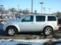 2005 Silver Lightning Metallic Nissan Pathfinder XE 4x4  photo #1