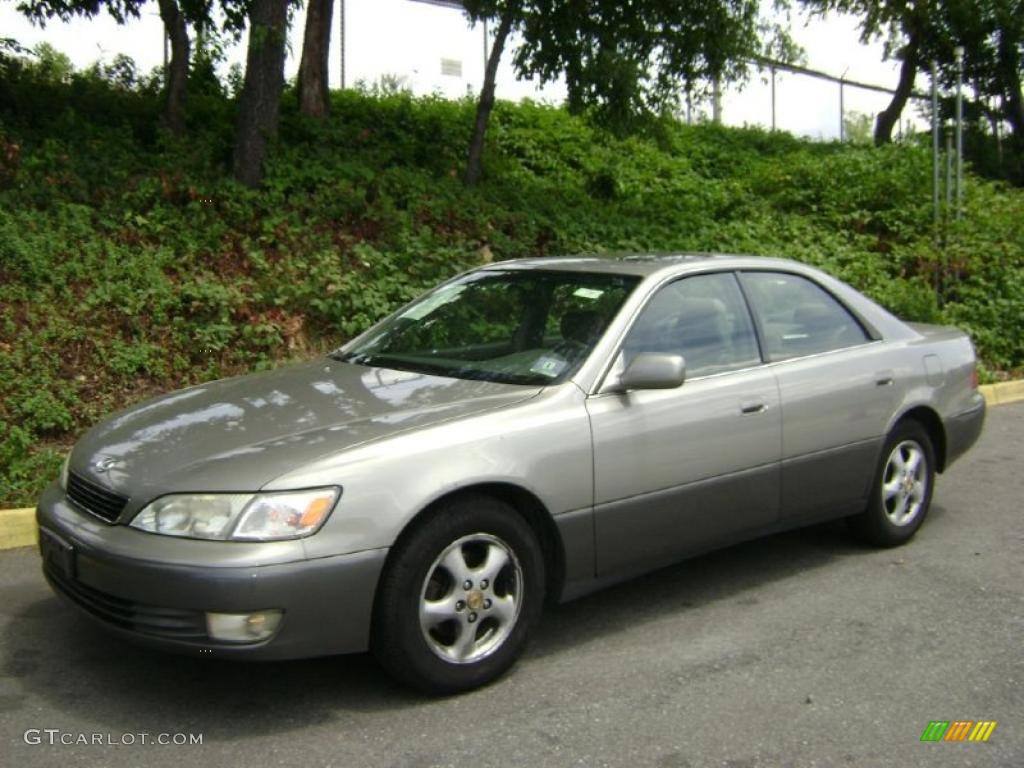 1998 Antique Sage Pearl Metallic Lexus ES 300 33328891