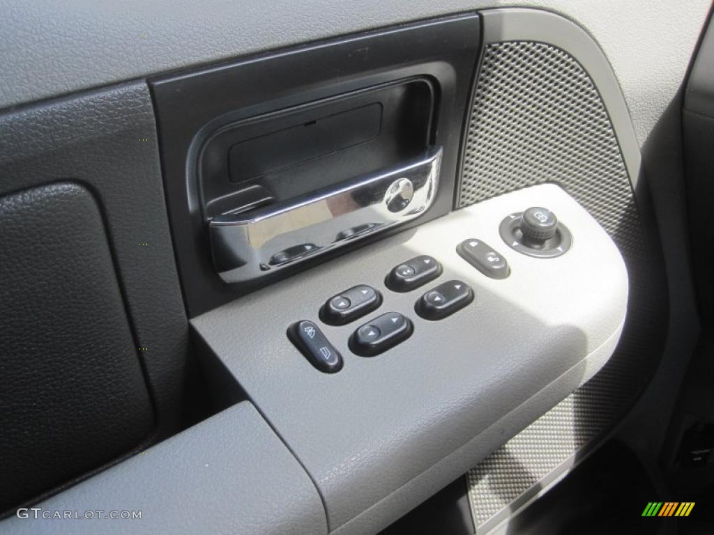 2004 F150 XLT SuperCab 4x4 - Black / Medium/Dark Flint photo #10