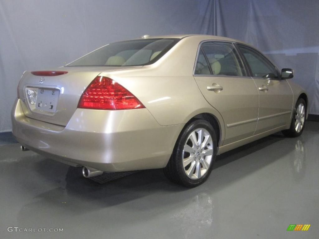 2007 Accord EX-L V6 Sedan - Desert Mist Metallic / Ivory photo #3