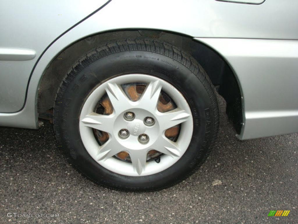 2003 Spectra Sedan - Silver / Grey photo #8