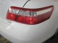 Super White - Camry LE Photo No. 37
