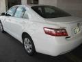 Super White - Camry LE Photo No. 40