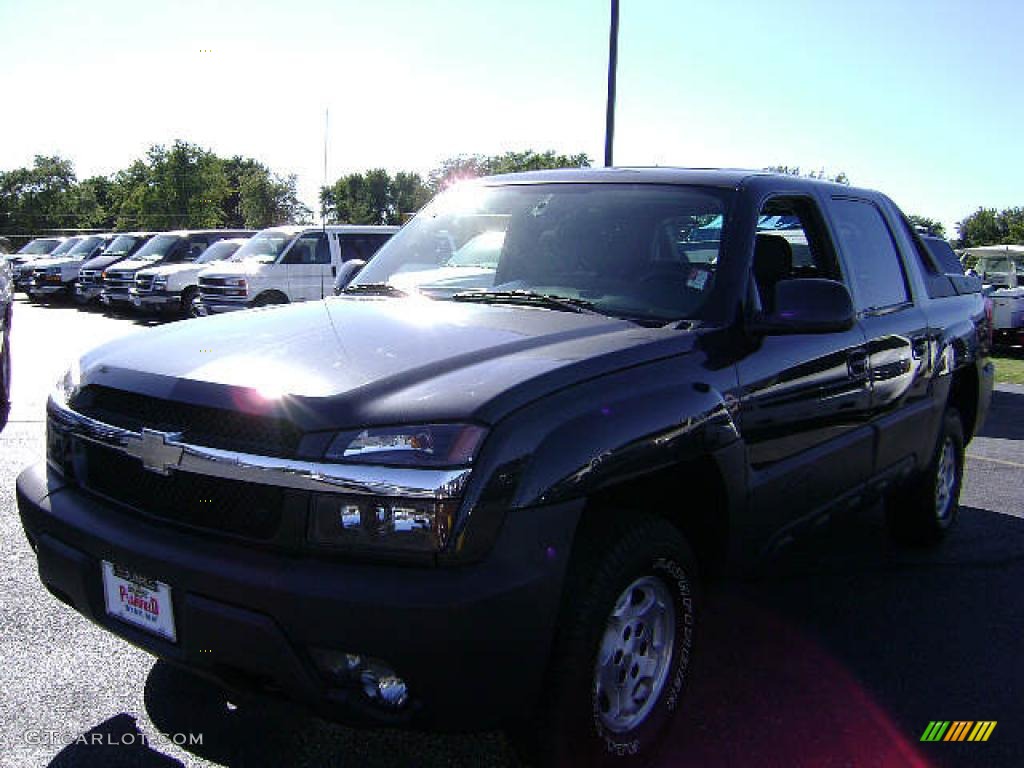 2004 Avalanche 1500 - Dark Gray Metallic / Dark Charcoal photo #2