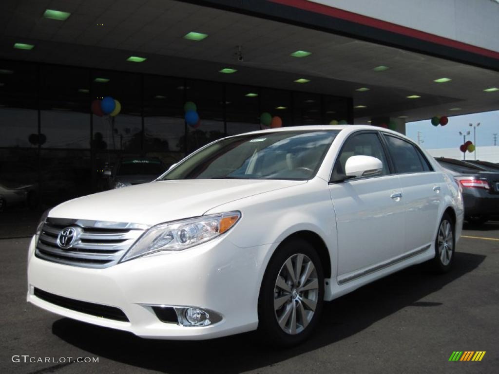 2011 Avalon Limited - Blizzard White Pearl / Light Gray photo #1