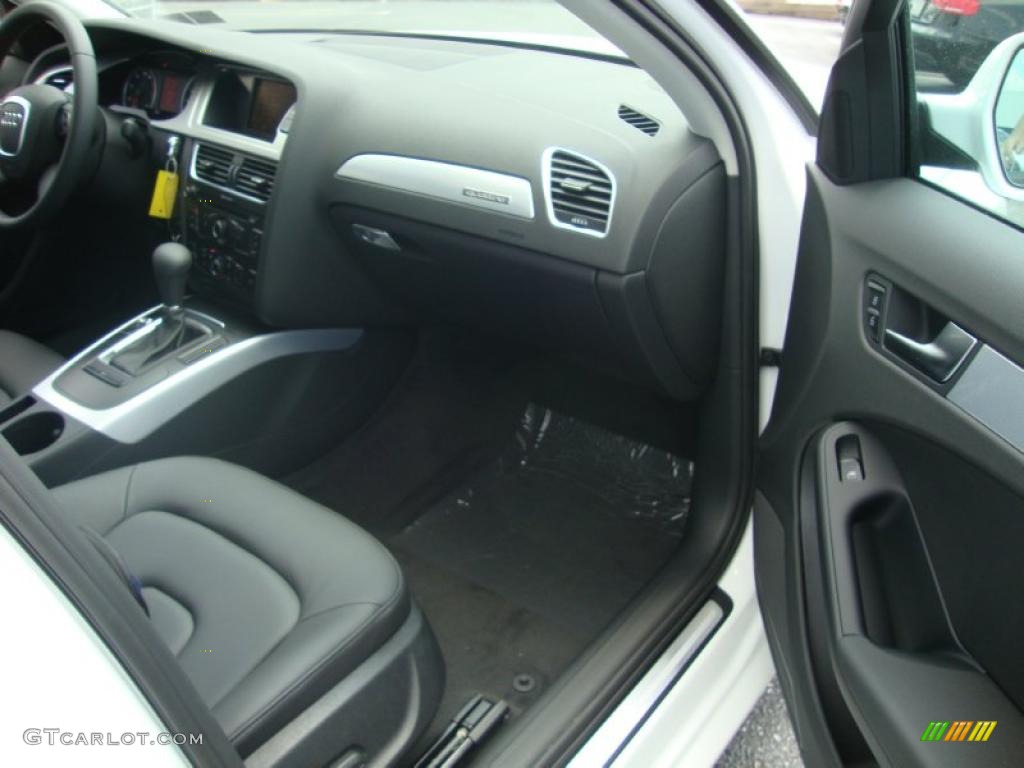 2011 A4 2.0T quattro Sedan - Ibis White / Black photo #17