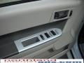 2010 White Suede Mercury Mariner V6 4WD  photo #25