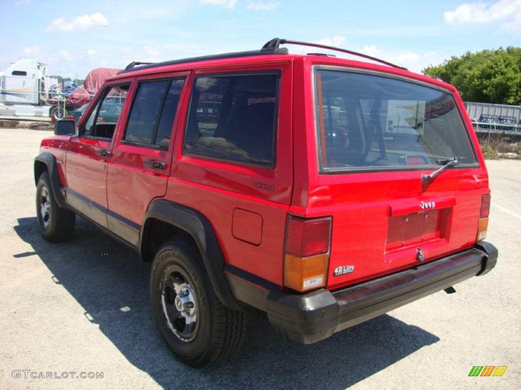 1996 Cherokee Sport 4WD - Flame Red / Gray photo #10