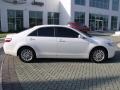 Super White - Camry Hybrid Photo No. 5