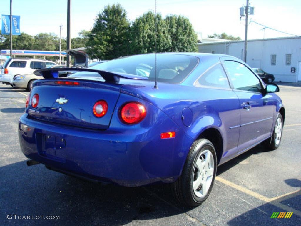 2006 Cobalt LS Coupe - Laser Blue Metallic / Gray photo #5