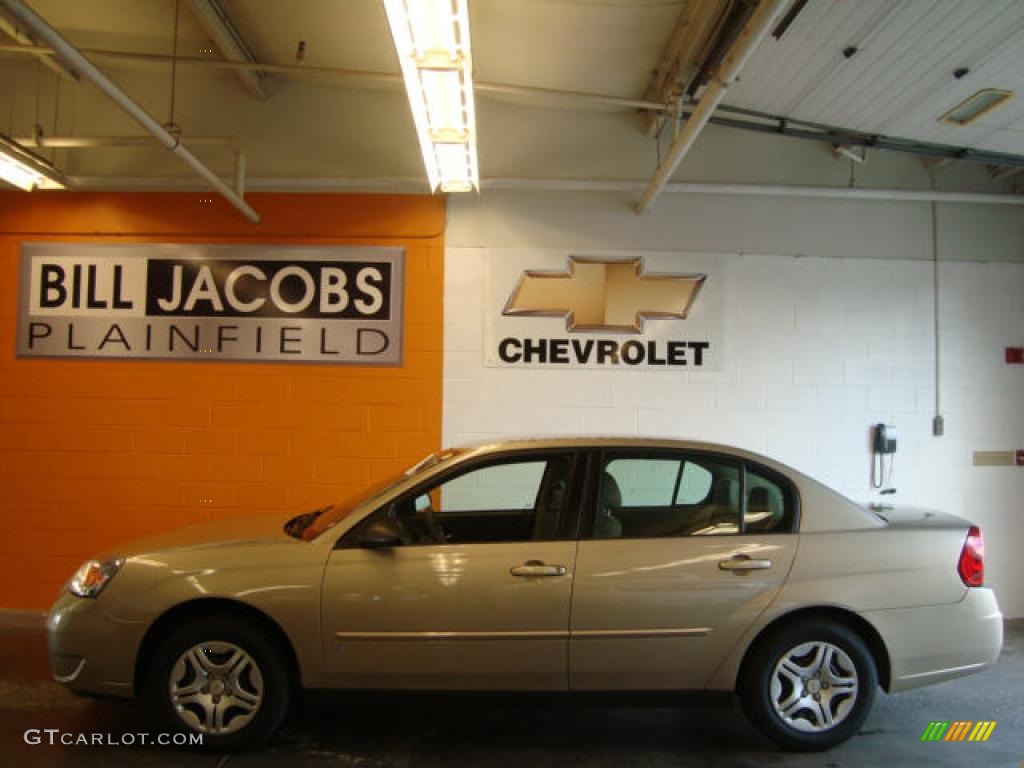 2008 Malibu Classic LS Sedan - Sandstone Metallic / Cashmere Beige photo #1