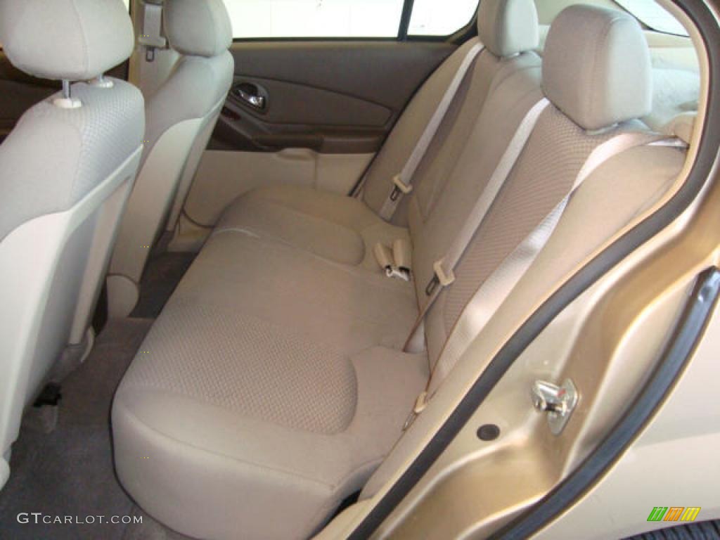 2008 Malibu Classic LS Sedan - Sandstone Metallic / Cashmere Beige photo #5