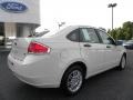 White Suede - Focus SE Sedan Photo No. 3