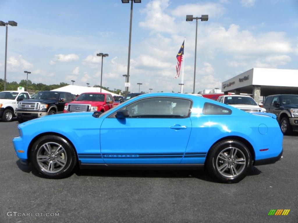 2011 Mustang V6 Premium Coupe - Grabber Blue / Charcoal Black photo #5
