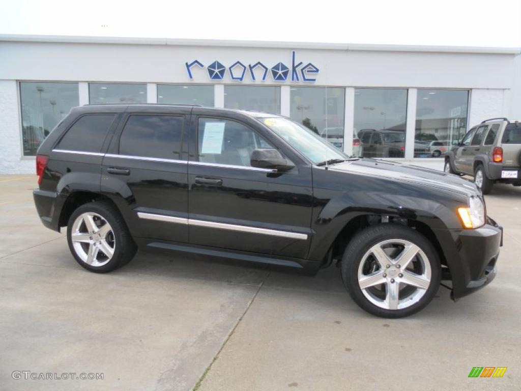 2007 Grand Cherokee SRT8 4x4 - Black / Medium Slate Gray photo #1
