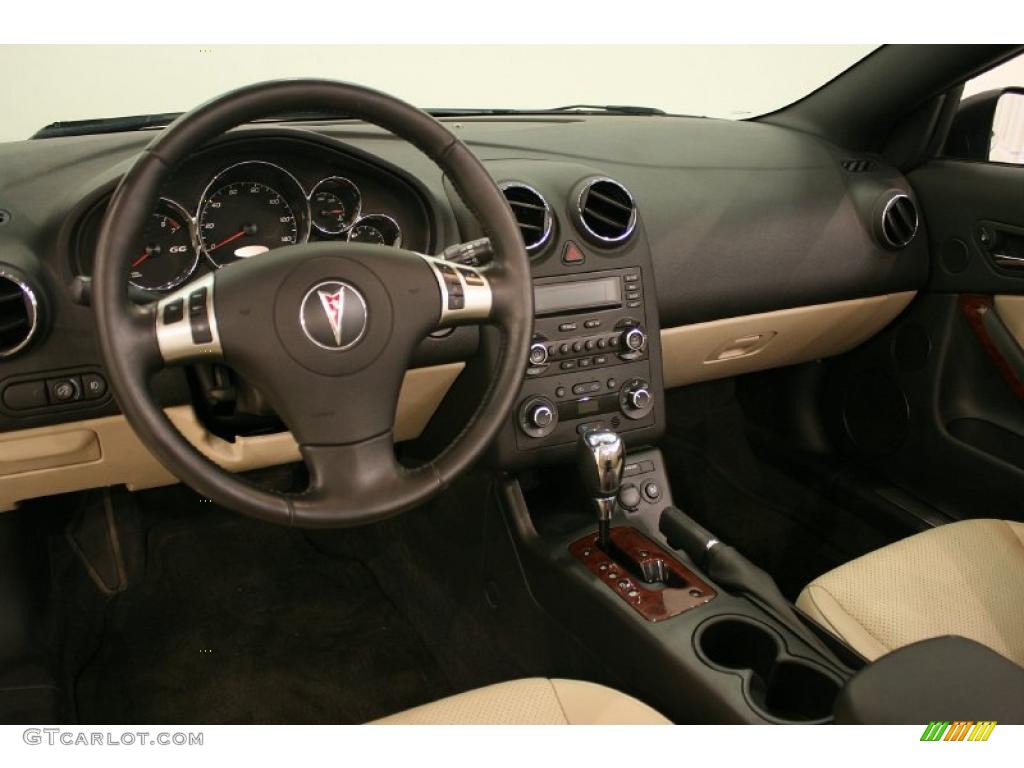 2007 G6 GT Convertible - Ivory White / Light Taupe photo #14