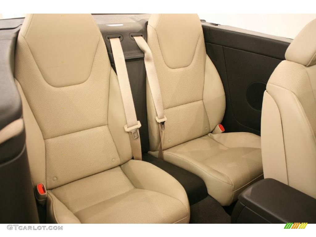 2007 G6 GT Convertible - Ivory White / Light Taupe photo #20