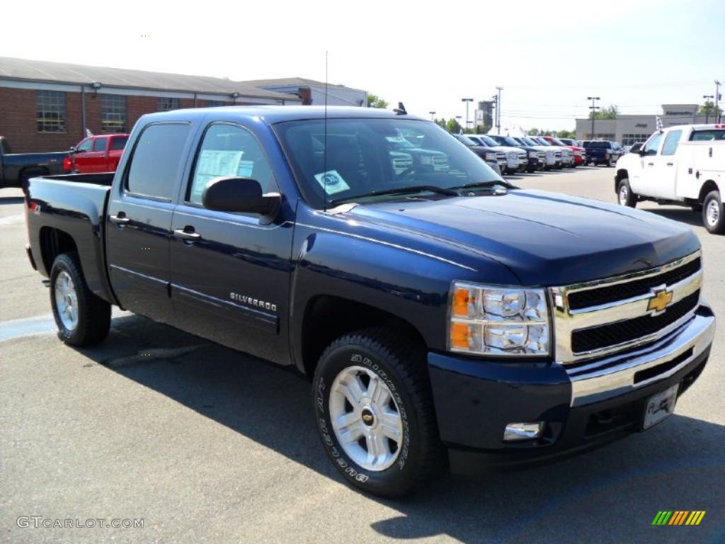 2010 Silverado 1500 LT Crew Cab 4x4 - Imperial Blue Metallic / Ebony photo #5