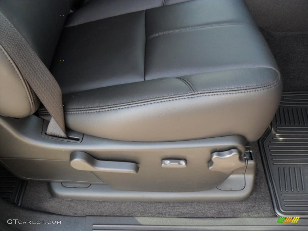 2010 Silverado 1500 LT Crew Cab 4x4 - Imperial Blue Metallic / Ebony photo #21