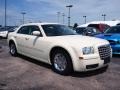 2006 Cool Vanilla Chrysler 300 Limited  photo #2