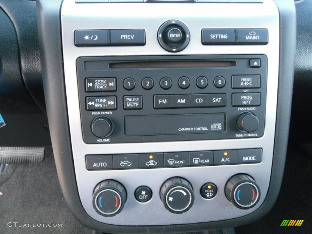 2005 Murano S AWD - Sheer Silver Metallic / Charcoal photo #12