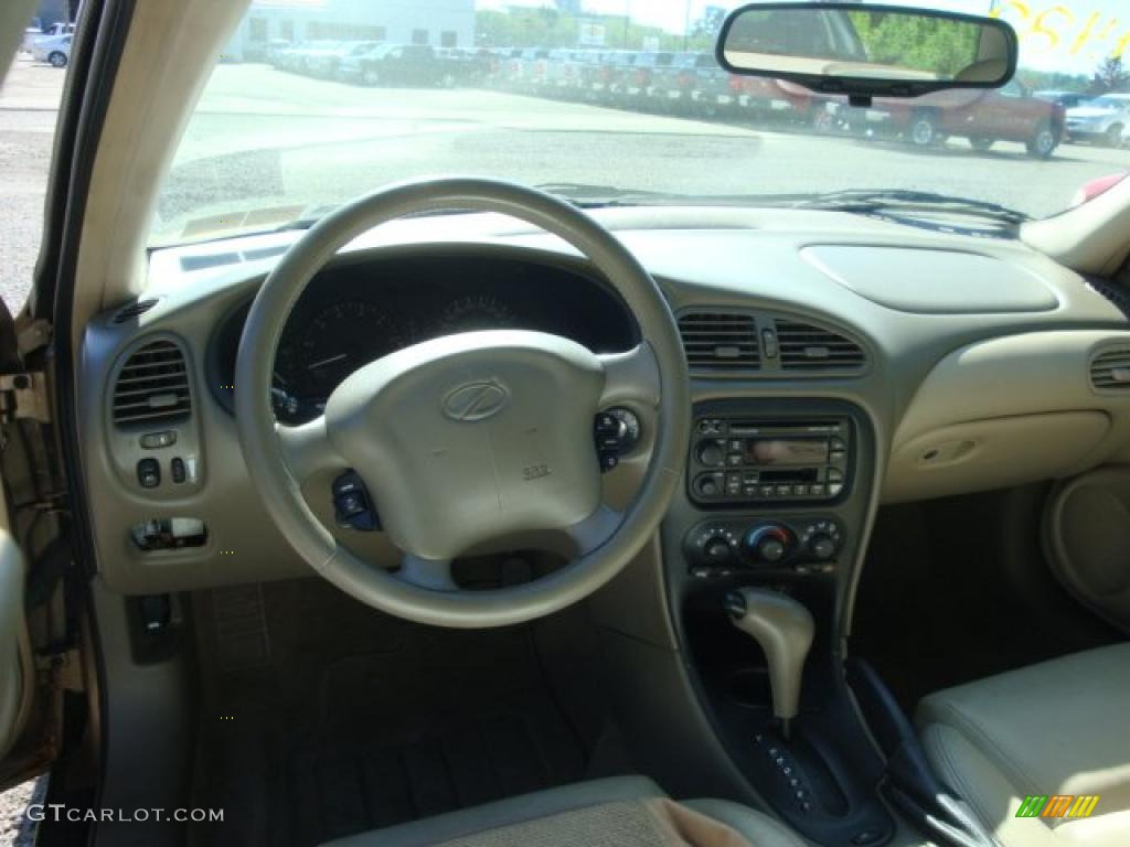 1999 Alero GLS Sedan - Gold Metallic / Neutral photo #10