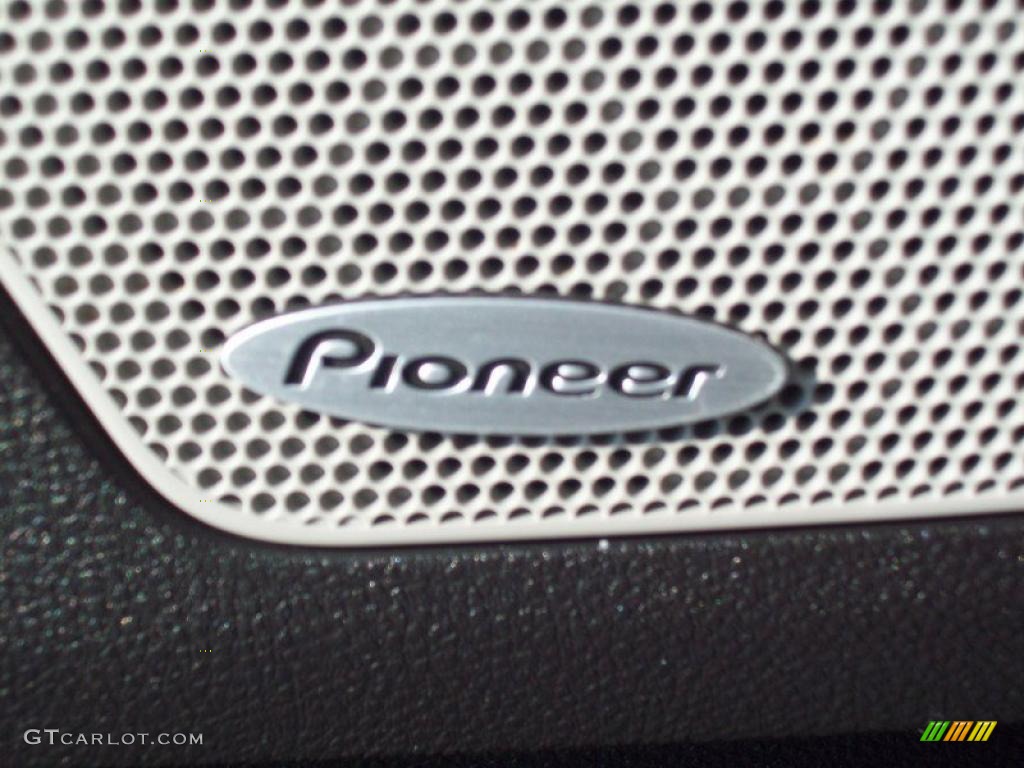 2010 Equinox LTZ AWD - Summit White / Jet Black/Light Titanium photo #28