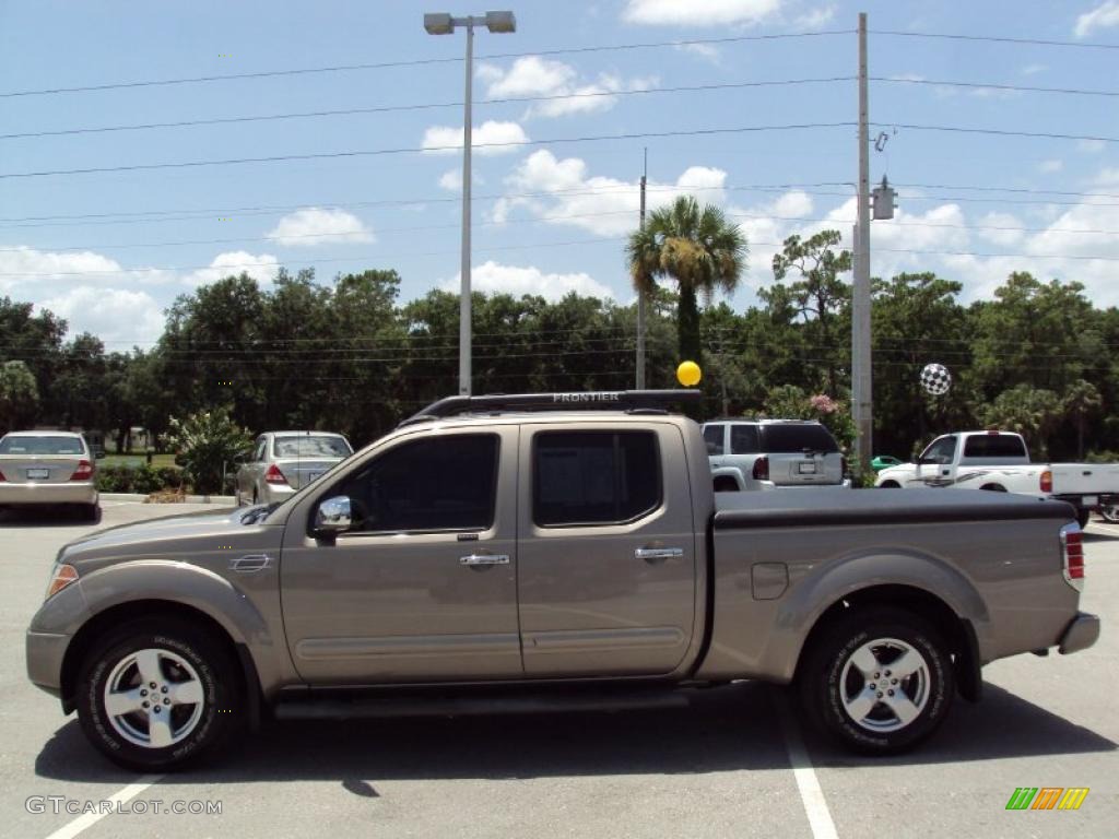 2007 Frontier LE Crew Cab - Desert Stone / Desert photo #2