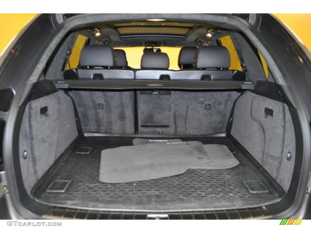 2008 Porsche Cayenne Turbo Trunk Photo #33372813