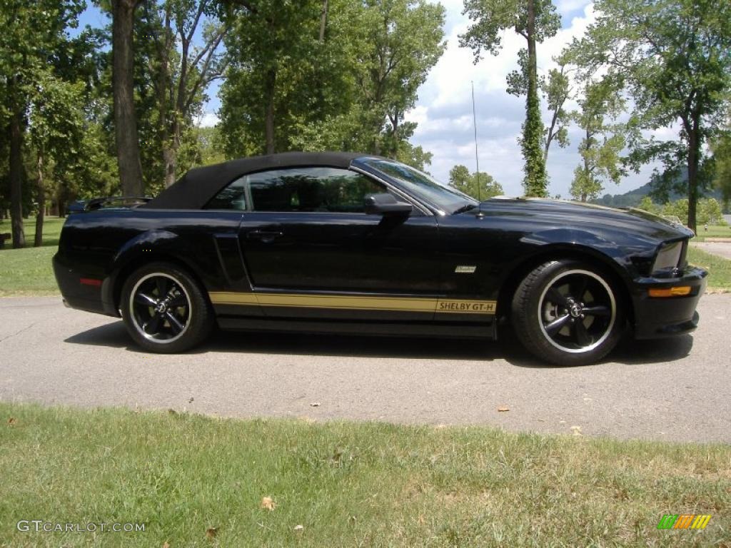 2007 Mustang Shelby GT-H Convertible - Black/Gold Stripe / Dark Charcoal photo #2